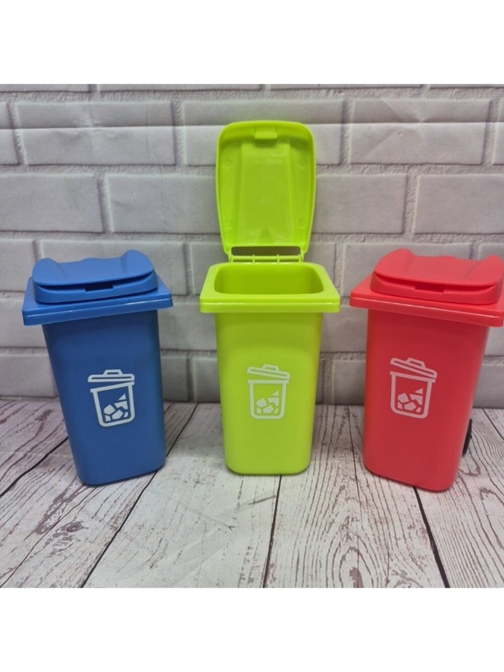 3pc Set Mini Garbage Bin~Recycle Bin~Desktop Pen Holder~Trash Can~Wheels